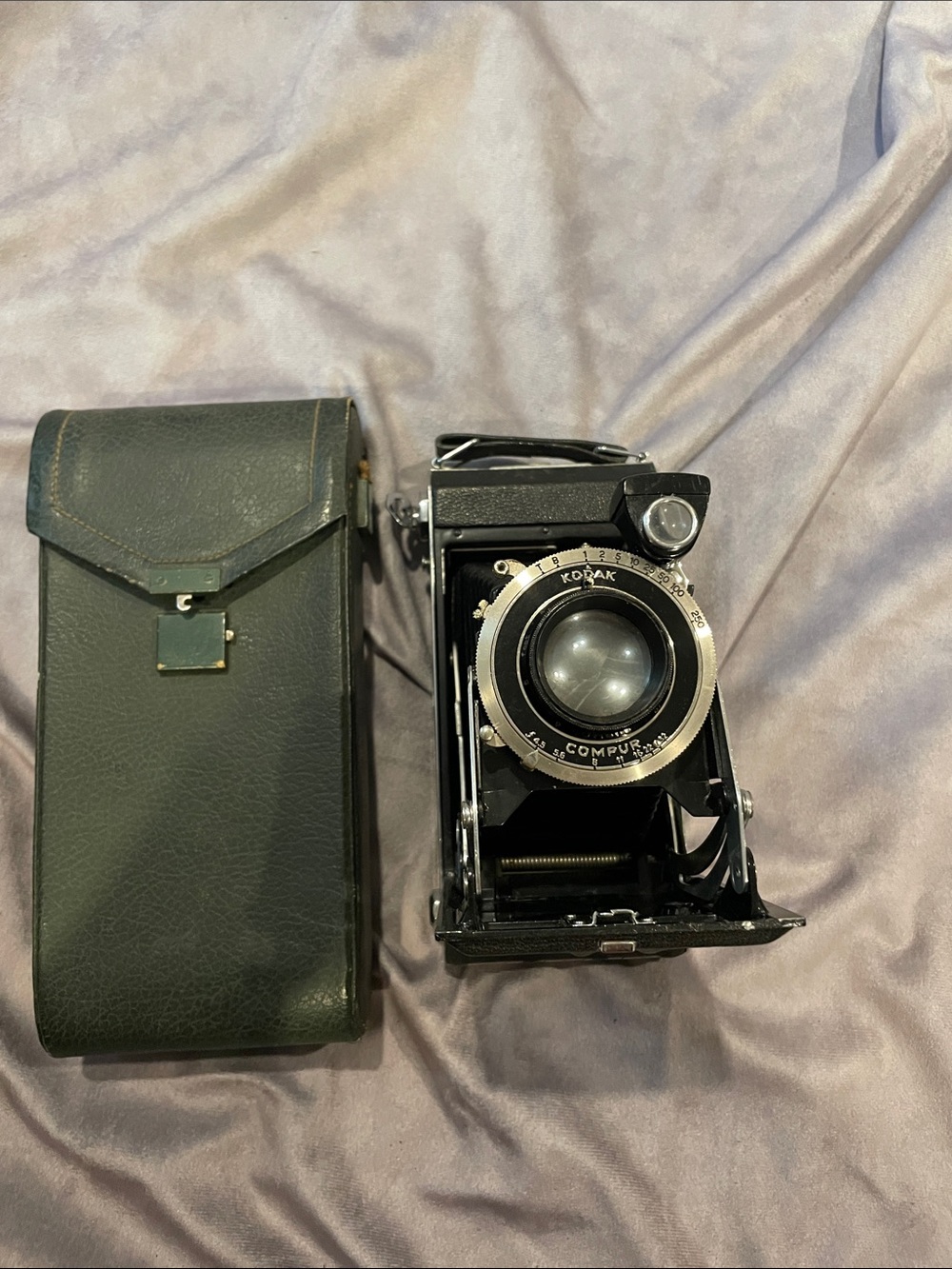 Kodak Folding Compur Camera in Black with Dark Green Case
